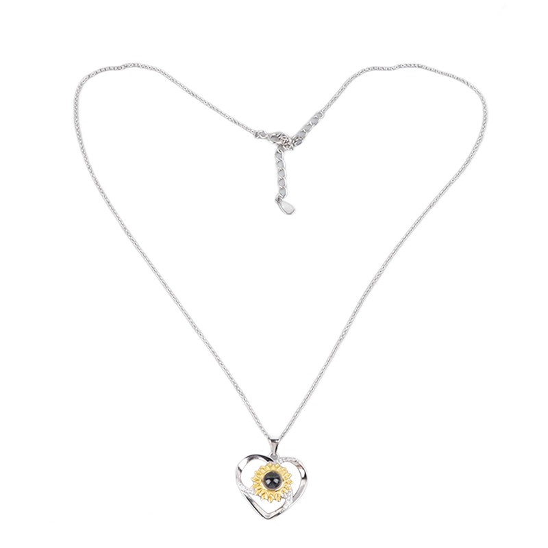 Elegante Collar de Plata S925 con Forma de Corazón de