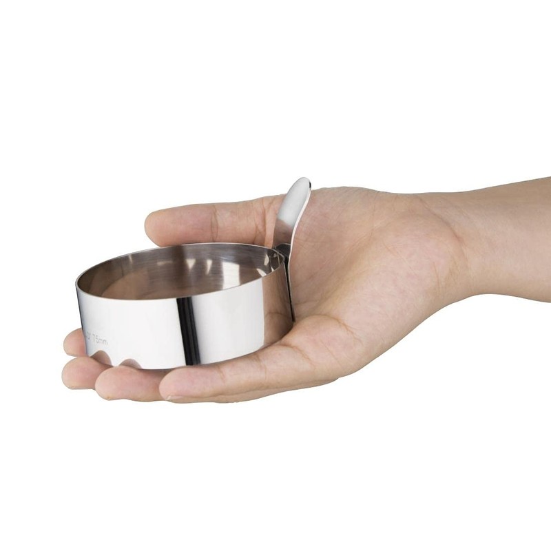 Vogue Stainless Steel Egg Ring Mould for Frying, Poaching Omelettes