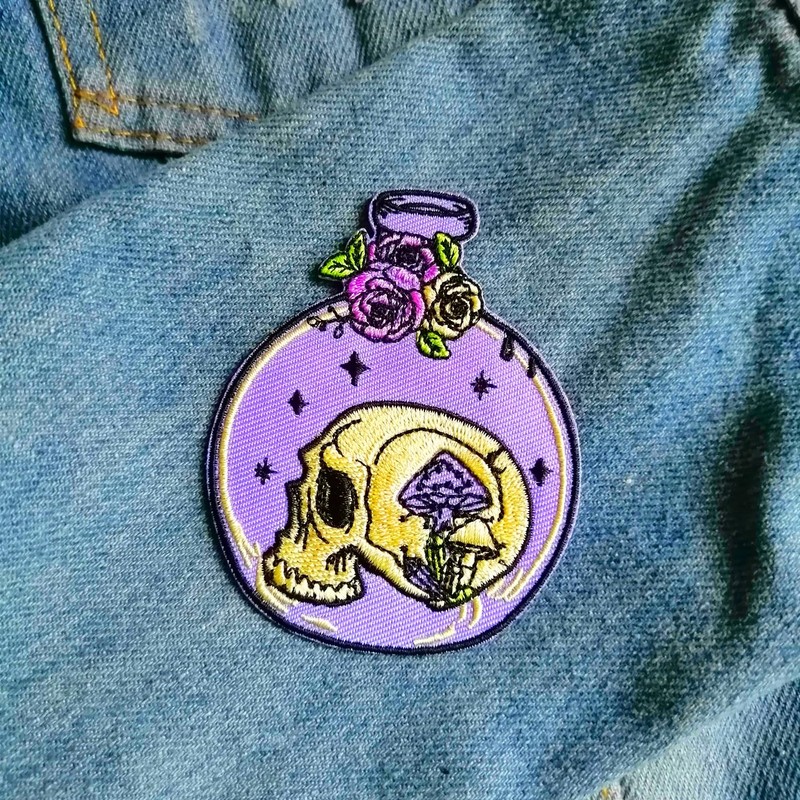 CHBROS Skeleton Skull Bottle Embroidered Patch Applique Iron/Sew on Patches