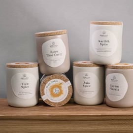 POTLUCK | Asia Spice | Gewürzmischung im Keramiktopf | 80g | Vegan, glutenfrei und mit natürlichen Inhaltsstoffen