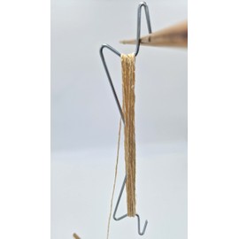 Professional Tomato Hooks Size S Pack of 10 Metal Cucumber Hooks Trellis with 5 m Compostable Cord Each