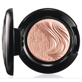 MAC Extra Dimension Eye Shadow A NATURAL FLIRT ~ Glamour Daze collection