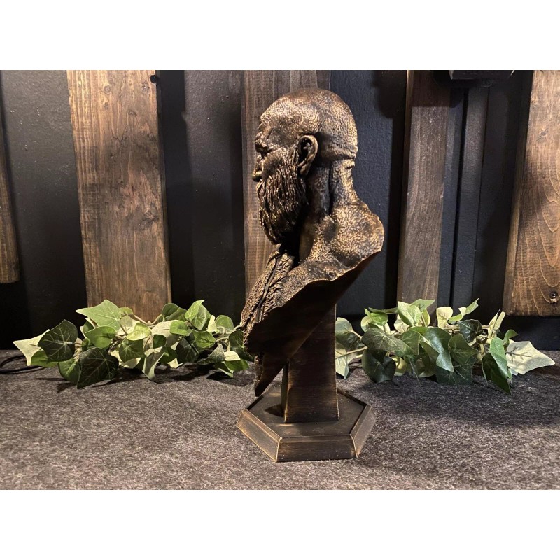 GOD OF WAR KRATOS STATUE 10 INCHES