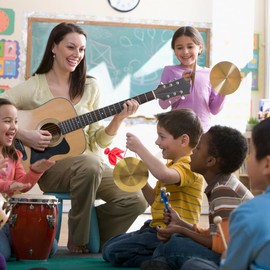 Hand Cymbal Gong with Beater, Brass Gong with Drum Beater, Percussion Instrument, Portable, for Church Opera, Orchestra, Diameter 15 cm, with Gong Hammer