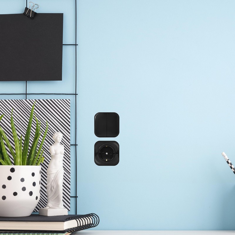 Surface-Mounted Bell Push Button RT1 Series Black