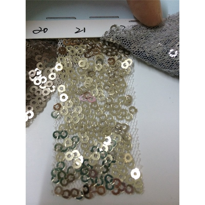 YZEO Light Gold Sequin Tablecloth 50 * 72" Wedding Party