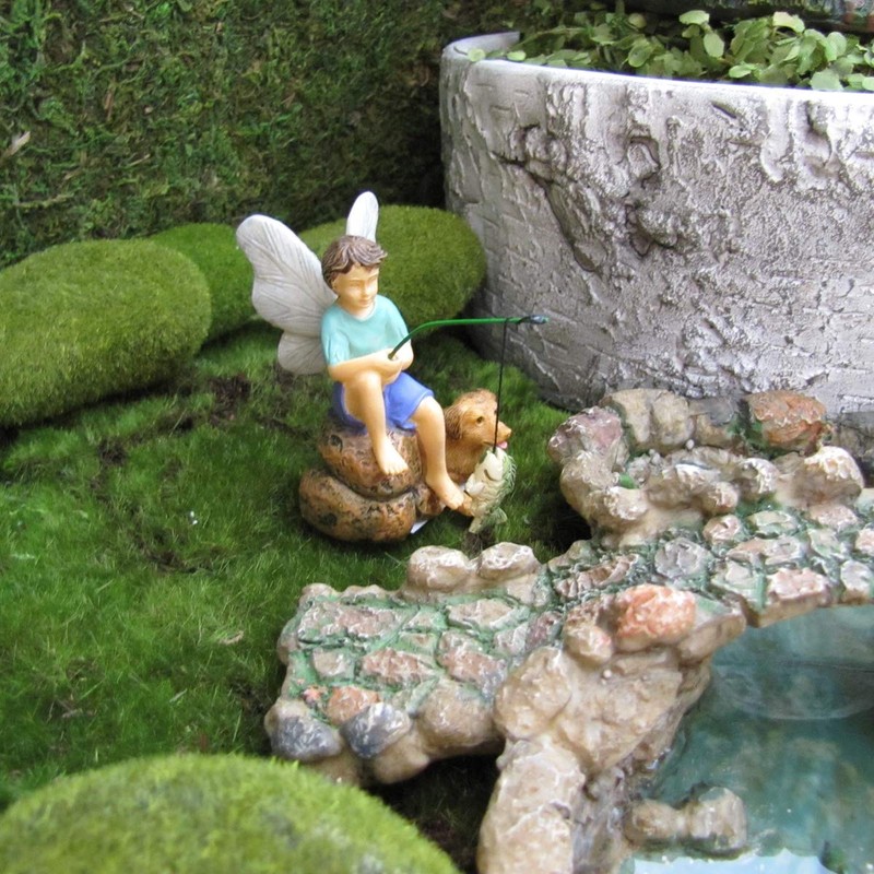 TG,LLC Treasure Gurus Miniature Fairy Boy Fishing with Dog Garden
