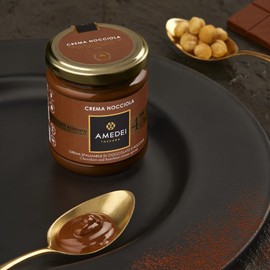 Amedei Crema Toscana alla Nocciola (cocoa and hazelnut chocolate spread)