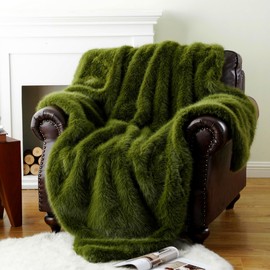 BATTILO HOME Luxury Fluffy Green Faux Fur Throw Blanket, Cozy Warm Fur Blanket for Couch, Sofa, Chair, Bed, Plush Fuzzy Fur Throws with Long Pile, 50"x60"