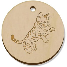 Azeeda 11 x 34mm 'Egyptian Mau Cat Playing' Wooden Pendants/Charms (PN00070891)