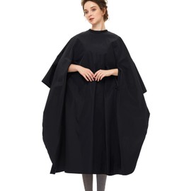 izzycka Capa de peluquería profesional con sisas – 64 x 56 pulgadas grandes impermeables para peluqueros – Capa de corte de pelo de nailon – Delantal de peluquería para tinte de pelo, color de pelo y corte de pelo negro