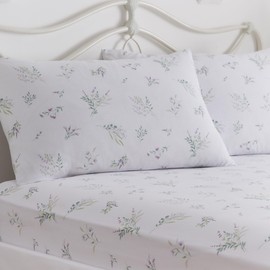 Dreams & Drapes - White Lavender King Fitted Sheet (200 x 152 x 28cm) - 2x Pillowcases Included - White Bed Sheets & Pillow Cases with Lilac Floral - White Bedding - Matching Duvet Cover Available