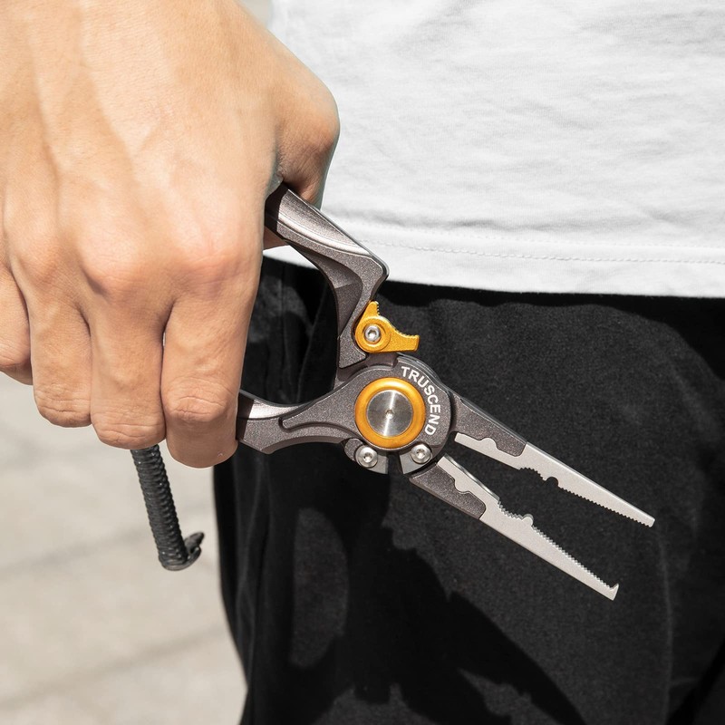 TRUSCEND伝盛【航空アルミ製・ロック付き】 安全ロープ付き フィッシングプライヤー 釣り ペンチ PTFEコーティングされ 防錆 耐食性 耐摩耗性 多機能