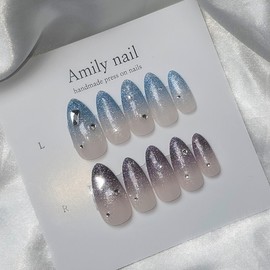 Summer reflective glitter [Handmade nail tip] Emily Nail - Short Almond / 여름 반사글리터 [수제네일팁] 에밀리네일 - 숏아몬드