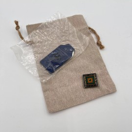 Los Vecinos Del Campo Mezcal Swag Bag and Bottle Keychain