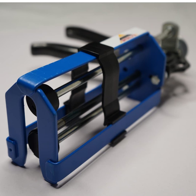 PVC TrimWelder 220 ML COX Manual Dispense Gun, Rigid Glass