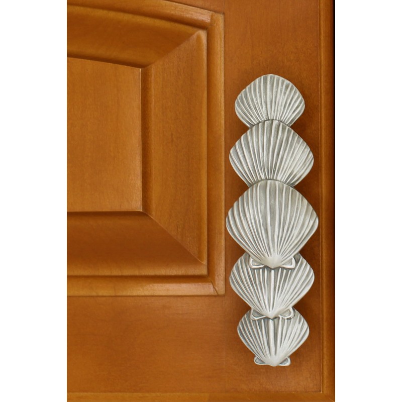 Costello Coastal - Seashell Cabinet Pull (Vertical) - Artist Collection