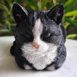 Vivid Arts Dreaming Cat Black & White Ornament – Peaceful Sleeping Cat Figure | Indoor & Outdoor Home & Garden Décor