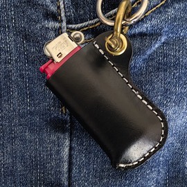 HUMWE - Funda de piel para encendedor BIC de tamaño mini, funda de piel auténtica con grilletes de herradura de metal para llavero (negro, mini)