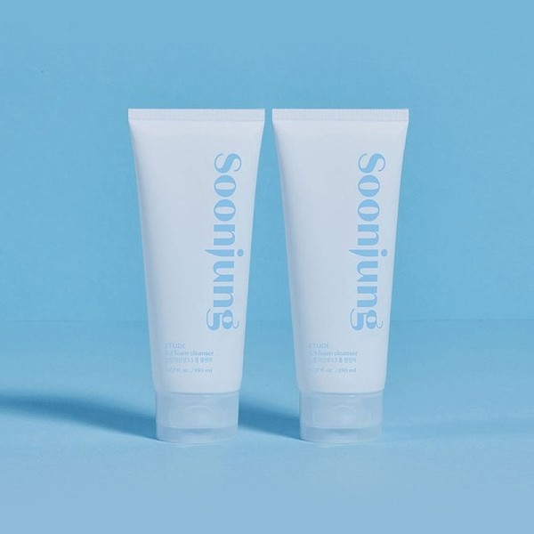 GIFT: 2 bottles of Pure Mildly Acidic 5.5 Foam Cleanser
