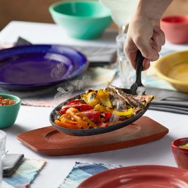 TrueCraftware- 3 Piece Set Cast Iron Oval Sizzle Platter 10-4/7" x 6-2/3" x 1"- Sizzler Plates Skillet Set Fajita Plate Fajita Pan With Wooden Base Perfect for Meats Steak Fish And Vegetables