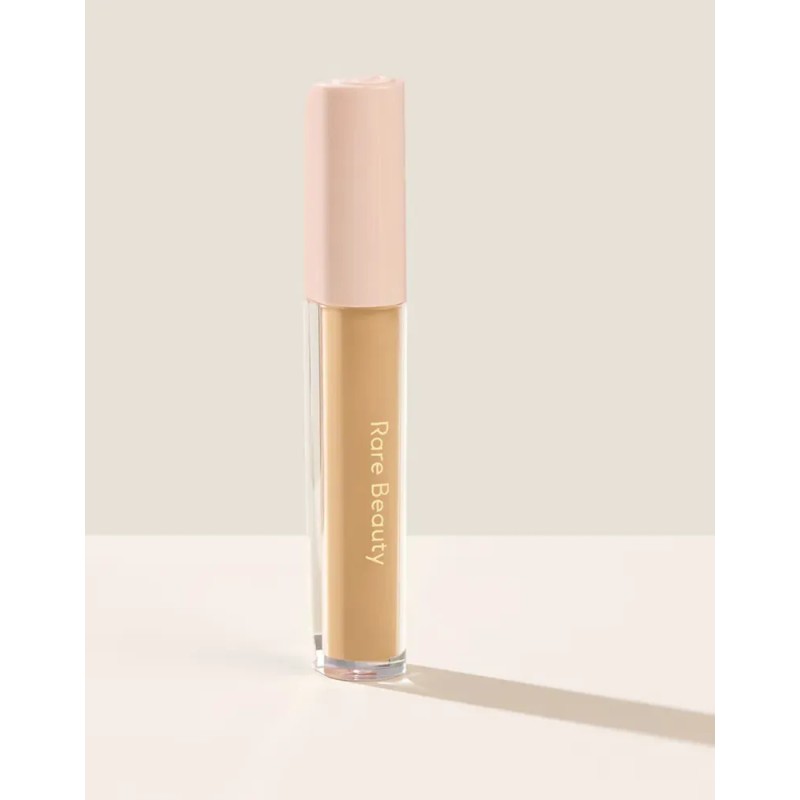 Corrector Líquido Rare Beauty Medium para Ojos Cobertura Media Acabado