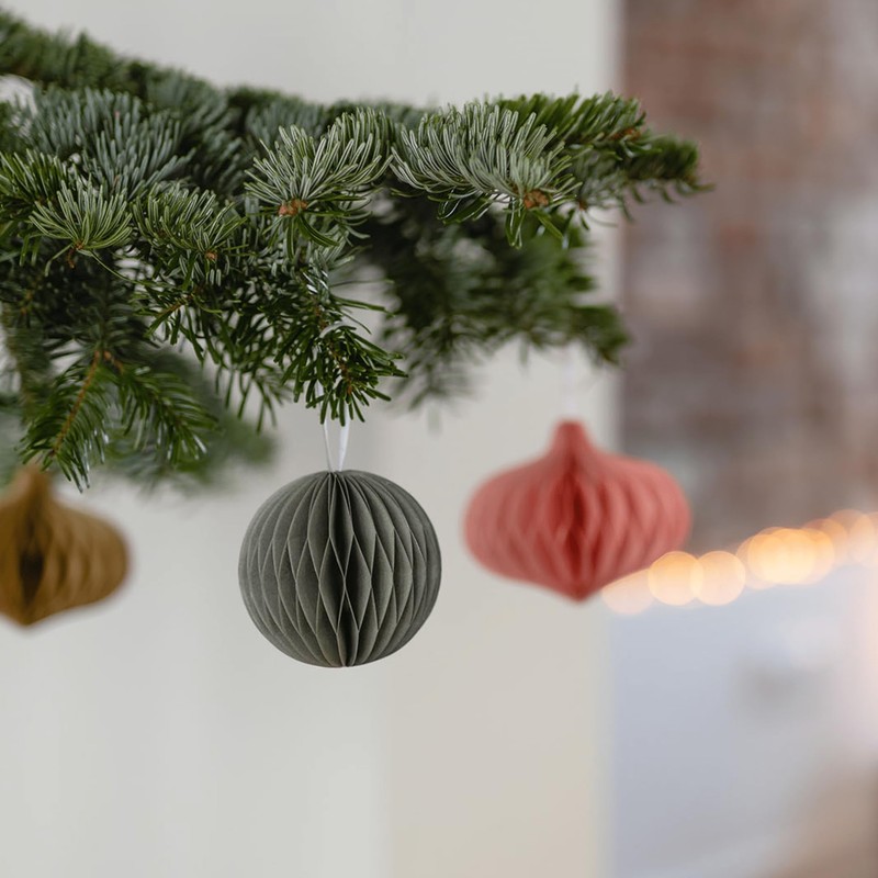 REMEMBER Tree Decorations Set of 6 (Ball)