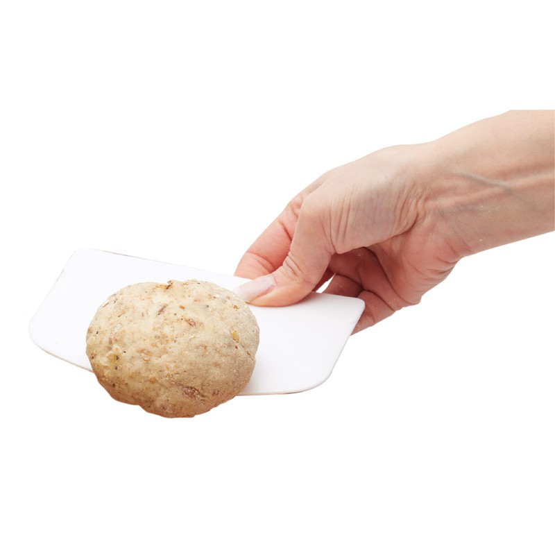 KitchenCraft Plastic Dough Cutter and Scraper, White, 13.5 x 9