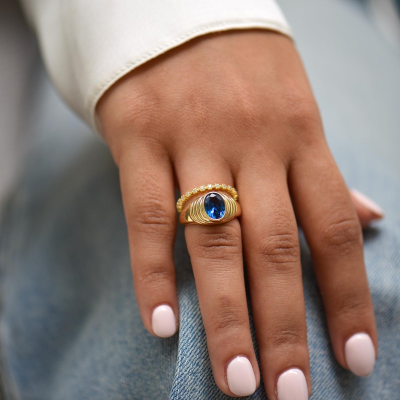 Aurelia Mae Womens Chunky Gold Ring | Sapphire Oval Cubic