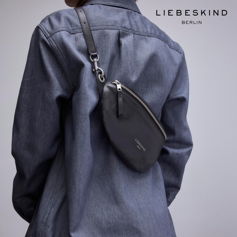 Liebeskind Women's Tavia Belt Bag, 01 black, M