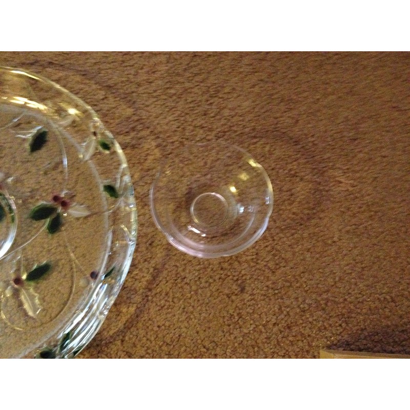 Mikasa Celebrations Merry Holly Chip & Dip Set.