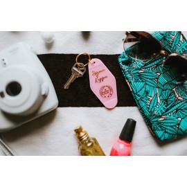 Sorority Shop Sigma Kappa Vintage Motel Keychain