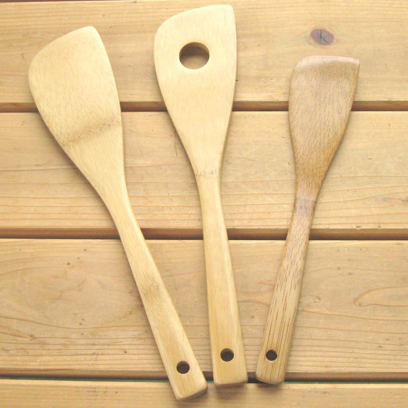 Nagao 18058 Moso Bamboo Spatula, 11.8 inches (30 cm), Perforated,