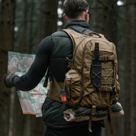 Mardingtop 28L tactical backpackMolle hiking backpack suitable.Military Tactical Backpack forMen, Large Army 3 Day Assault Pack for Hiking SurvivalGear, Range Bag,camping backpacks - Color: Khaki