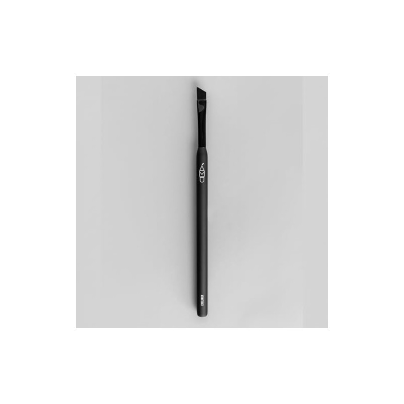 Eye liner Brush – Brocha angular pequeña para delineado preciso