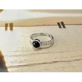 Black Onyx Ring, Natural Black Stone Rings for Women, Adjustable Pinky Ring for Men (Black Onyx)