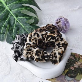 Leopard Print Hair Scrunchies Ponytail Holders for Girls Women Leopard Print Hair Accessories for Women Cheetah Scrunchie Hair Ties Bobbles for Girls Cow Cheetah Headwear for Styling 3Pcs