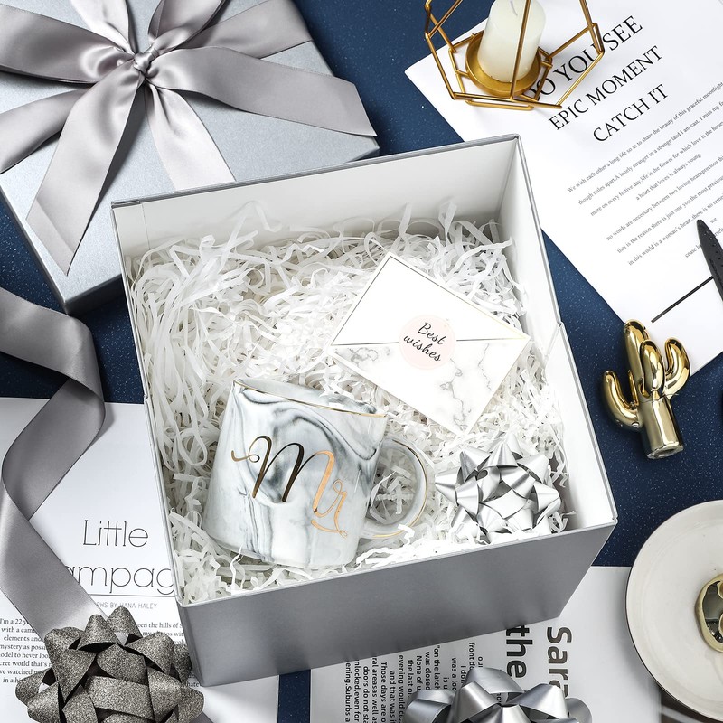 RUSPEPA Medium Birthday Gift Box with Lid, Bow and Tissue