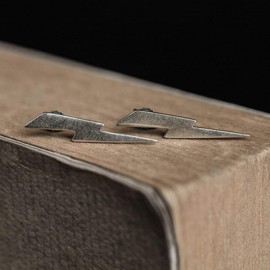 Vintage 925 Sterling Silver Earrings For Women For Men Flash Earring Stud Personality Simple Fashion Creative Gift Trend Unique Old Craftsmanship