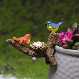 JARPSIRY Birds Perched on Branches Flower Pot Hugger Figurines, Mini Resin Birds Sculpture Outdoor Statues Planter Pot Terrarium Fish Tank Edge Bonsai Craft Decor Fairy Garden Accessories