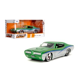 Jada Toys Bigtime Muscle 1:24 1969 Pontiac GTO Die-cast Car – Opening Doors, Hood, Trunk, Rubber Tires(Candy Silver/Green)