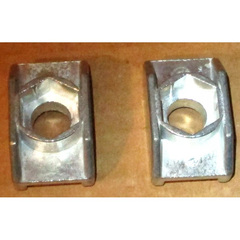 ACCURA PAIR (2) 14" BANDSAW TRUNNIONS, SHOES AND KNOBS FOR