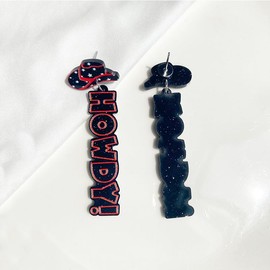 coadipress Western Cowgirl Acrylic HOWDY Glitter Drop Dangle Earrings for Women Rodeo Disco Cowboy Earrings Country Concert Party Southern Nashville Accessories Jewelry Gifts (Black Shiny)