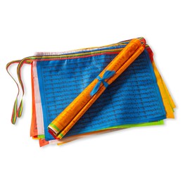 PHENO FLAGS Prayer Flags Tibet with 20 Flags per Chain – Tibetan Buddhist Prayer Flag Suitable for Outdoor, Decoration and Buddhist Prayers – Nepal Flag Made of Shiny Polyester