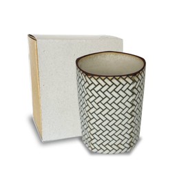 MINO WARE JAPAN-Komon - Taza de té japonesa estilo Pentágono de cerámica de 5.5 onzas, Yunomi Chawan, sopa de té verde, bebida de café (Hinoki-awase)