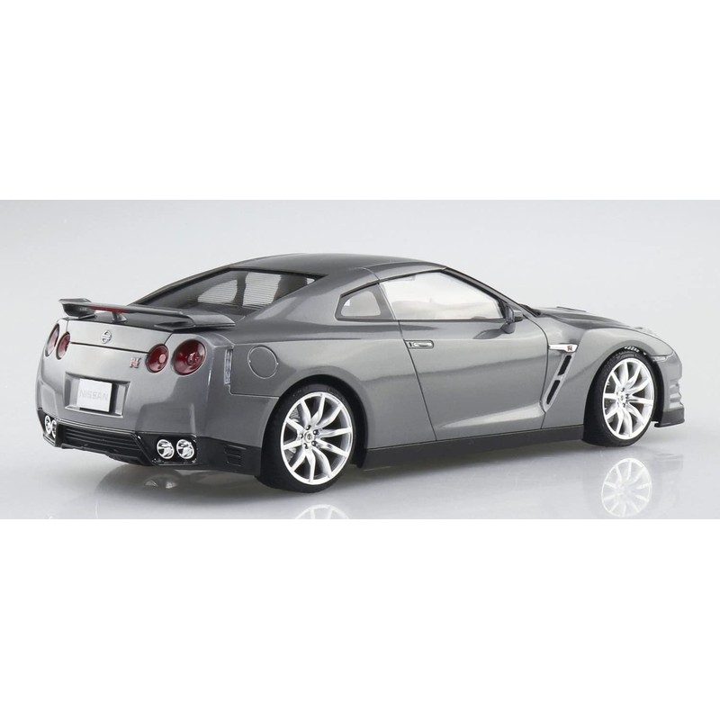 Aoshima Bunka Kyozai 02-B 1/24 Pre-Painted Model Series Nissan R35