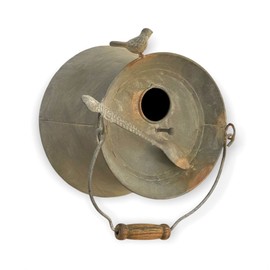 DanDiBo 481997 Hanging Bird House Metal Decorative Pot Bucket Weatherproof Nesting Box Feeding Station for Birds Shabby Metal Bucket Balcony