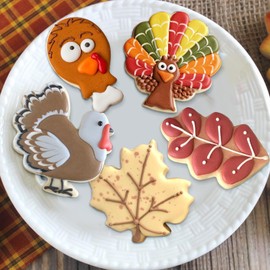 Thanksgiving Cookie Cutters, 5 Piece Fall Cookie Cutter Set, Holiday Cookie Cutters Includes Turkey, Front Facing Turkey, Chicken Leg, Maple Leaf, Oak Leaf Cookie Cutter, Stainless Steel