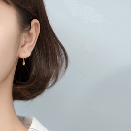 Reffeer 925 Sterling Silver Safety Pin Earrings Hoop for Women Teen Girls Paperclip Earrings Hoop Pin Cartilage Earrings (A-Gold-2cm)