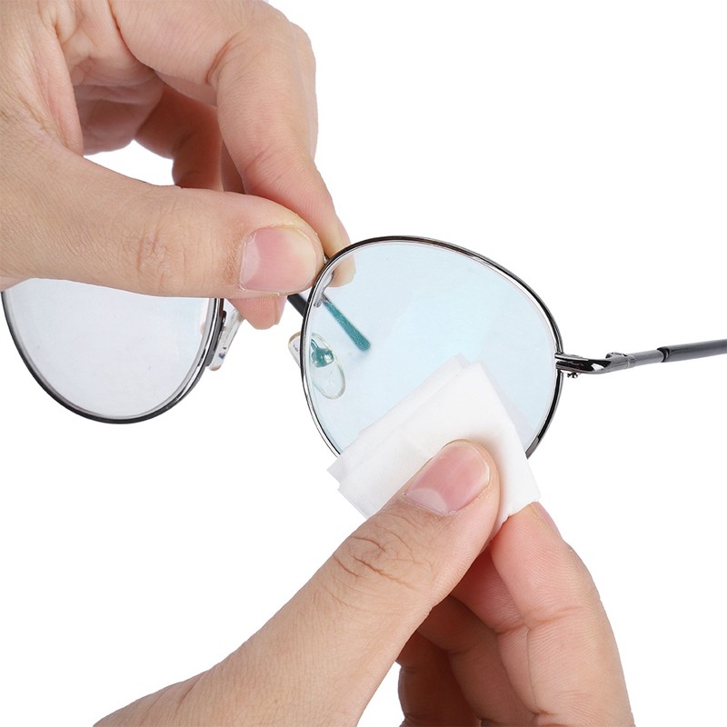100PCS Glass Resin Lens Clean Wet Wipes Cleaning Disinfection Antibacterial